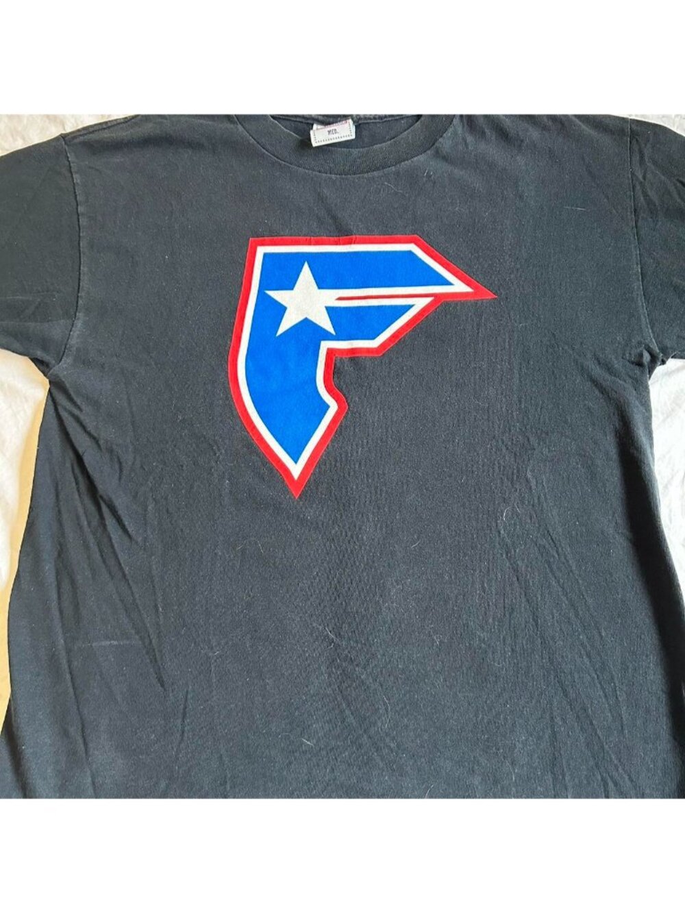 RARE! Authentic Famous Stars & Straps badge shirt from early 00’s